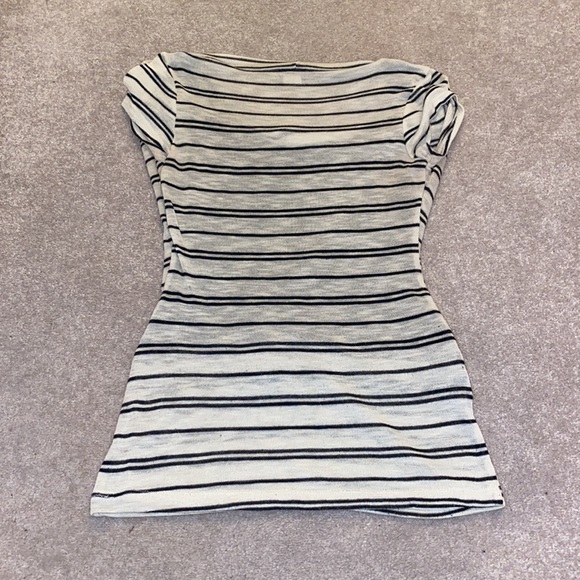 White with black stripes w/ built in belt and tank - Picture 2 of 2